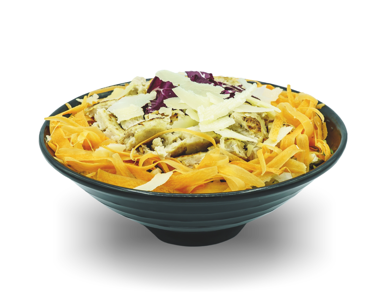 Insalata, iceberg, carote, straccetti di pollo, scaglie di grana, radicchio. Insalata, iceberg, carote, straccetti di pollo, scaglie di grana, radicchio.